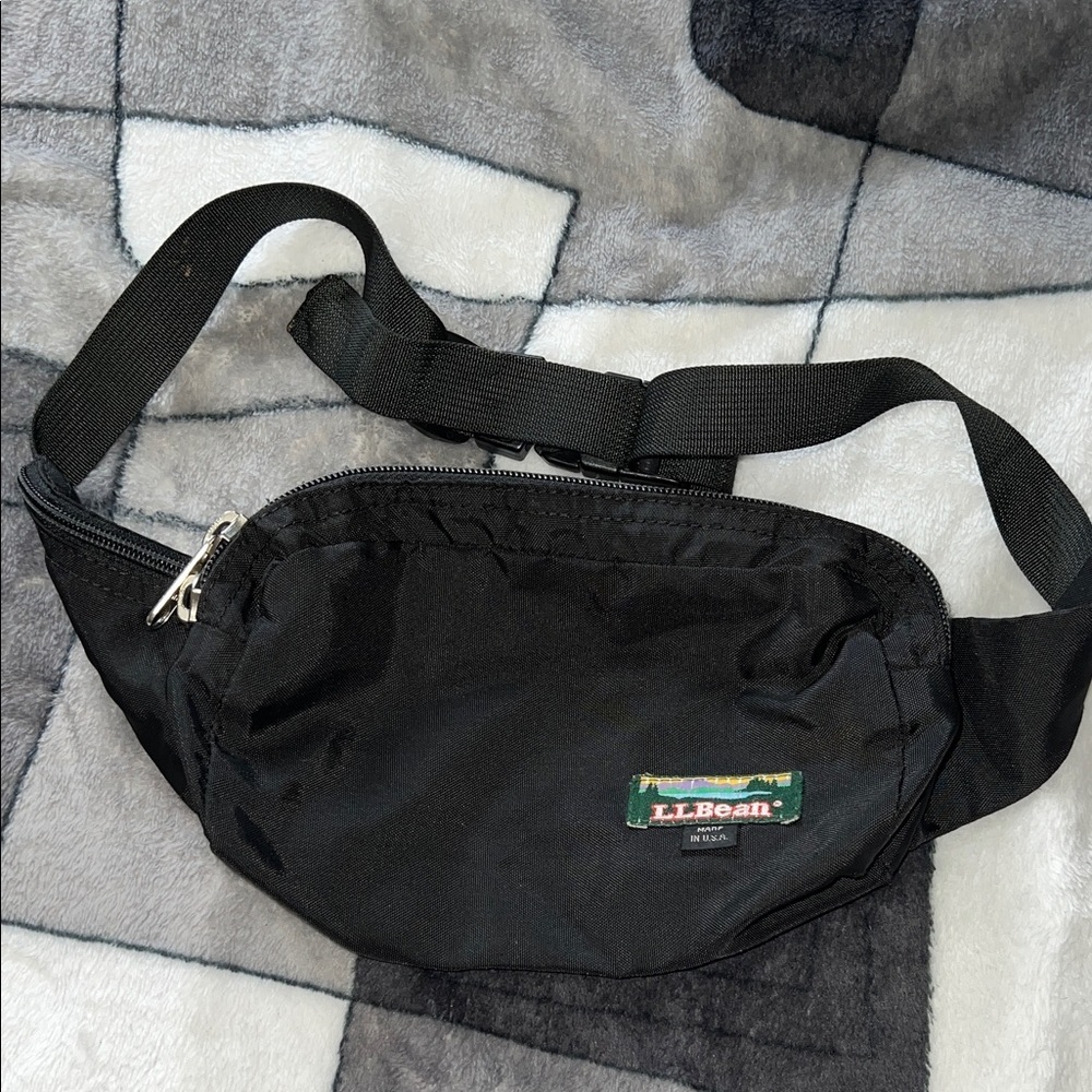 LL Bean Vintage Fanny Pack Waist Bag Hiking Camping Retro Logo Crossbody Belt
